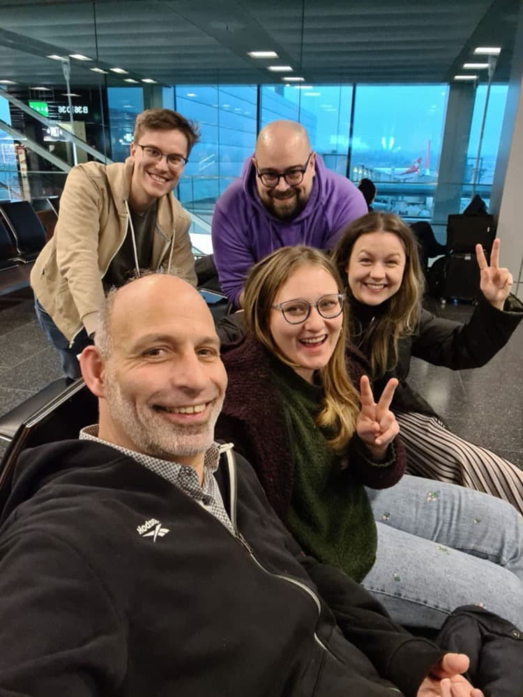 Die erste Gruppe auf dem Weg nach Madrid