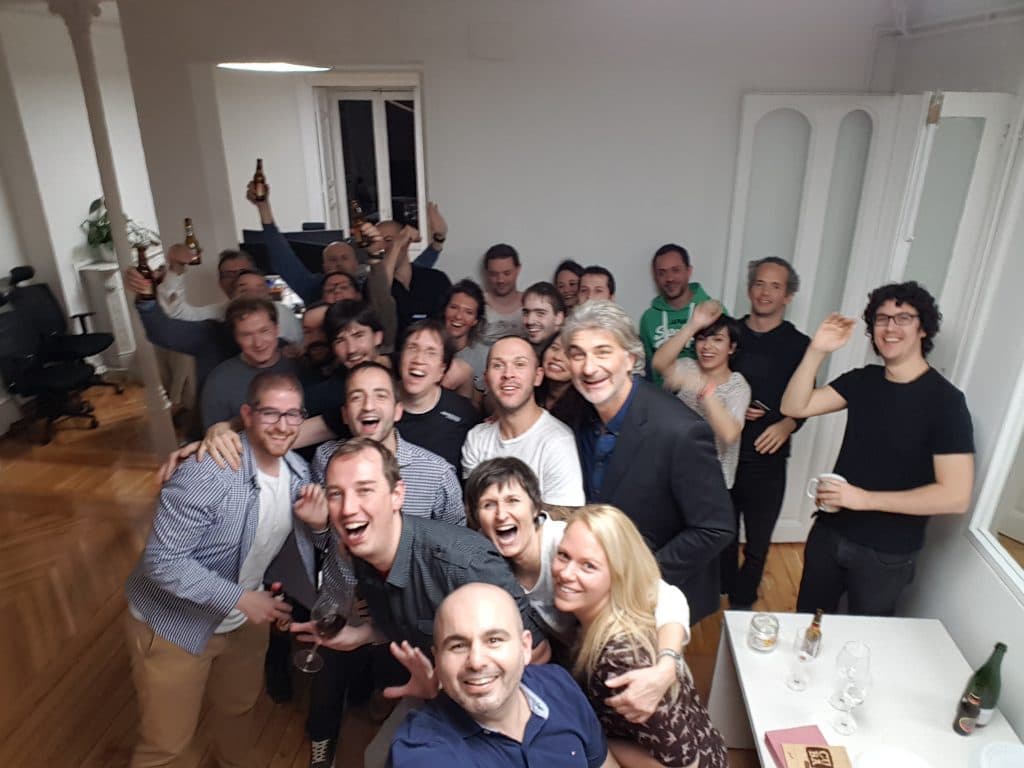 Das Arcmedia-Team im Büro in Madrid